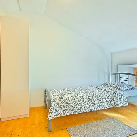 House Vita *